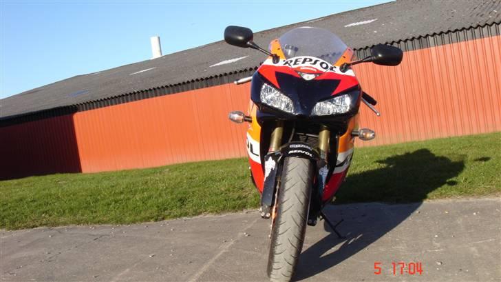 Honda cbr 1000 rr repsol billede 2