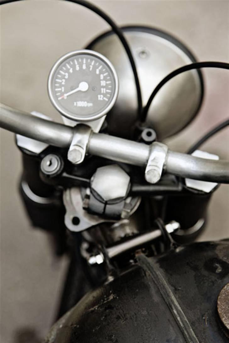 Triumph Hard Tail Chimp (Bobber) SOLGT billede 3