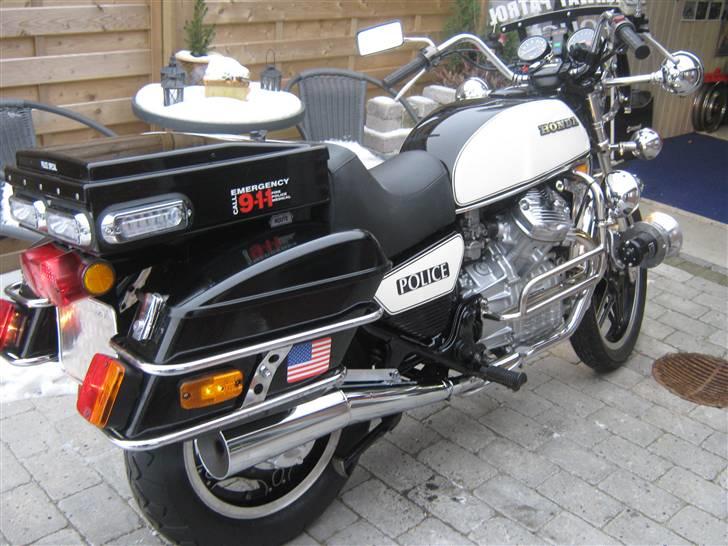Honda CX 500 POLICE Solgt 2011 billede 3