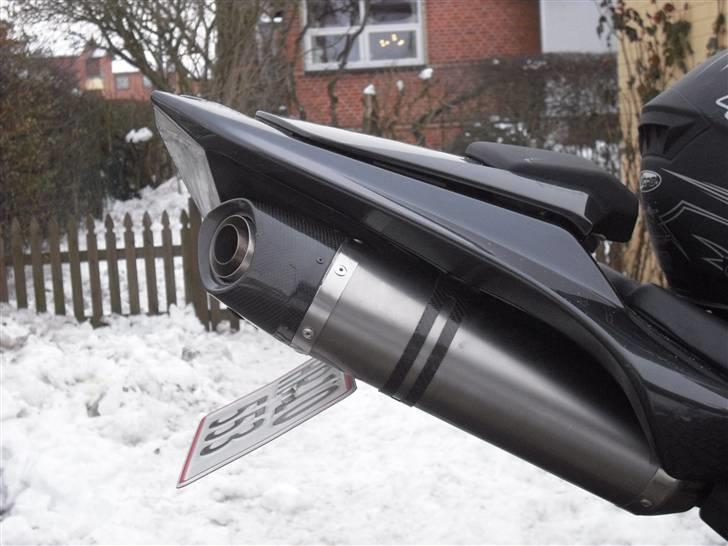 Yamaha yzf r1 solgt med tåre  - Potter kortet 5 cm op for bedre lyd, samt udseende. billede 15