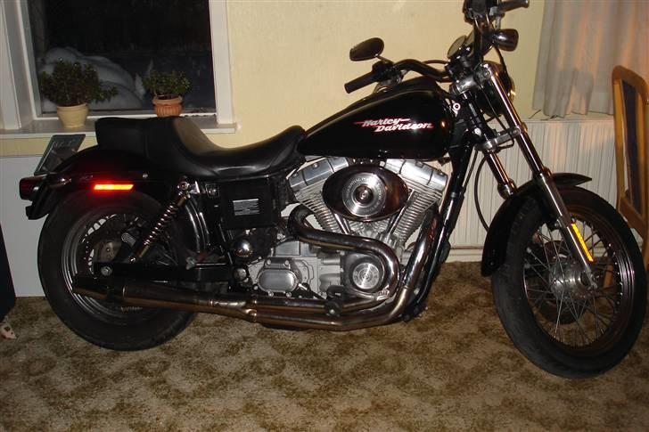 Harley Davidson Dyna Super Glide FXD billede 3