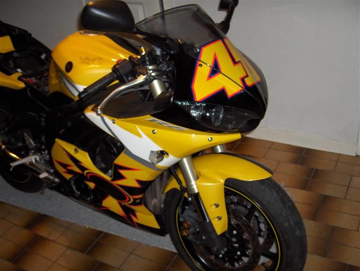 Yamaha yzf r6 r46 rossi billede 2