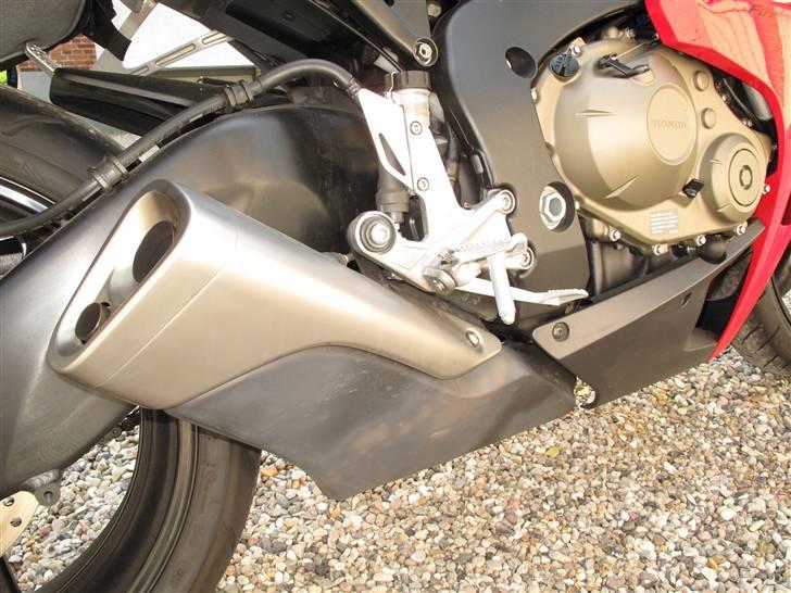 Honda cbr 1000 Fireblede RR billede 5
