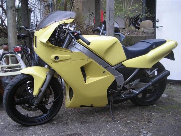 Yamaha TZR 250 (2ma) - Da den lige var blevet købt billede 2