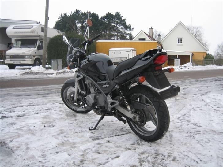 Kawasaki ER-5 (SOLGT) billede 4