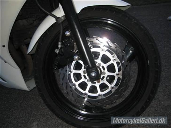 Yamaha Fzr 600 billede 16