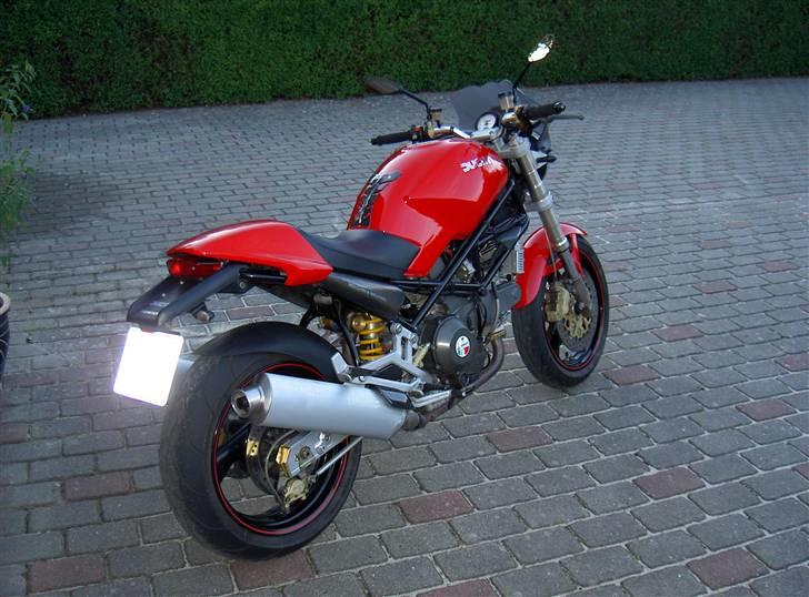 Ducati Monster 900 billede 8