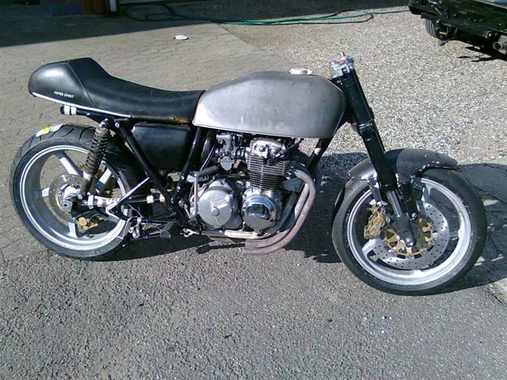 Honda 400 Four langtidsprojek - Lidt leg med den nye bagfælg billede 19