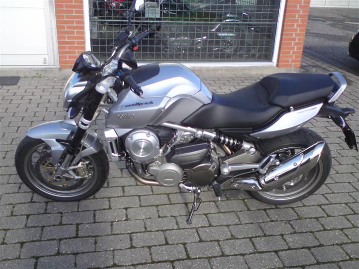 Aprilia Mana 850 billede 2