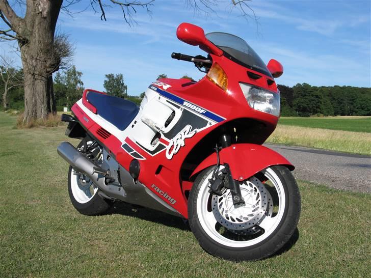 Honda CBR 1000 SC24 billede 1