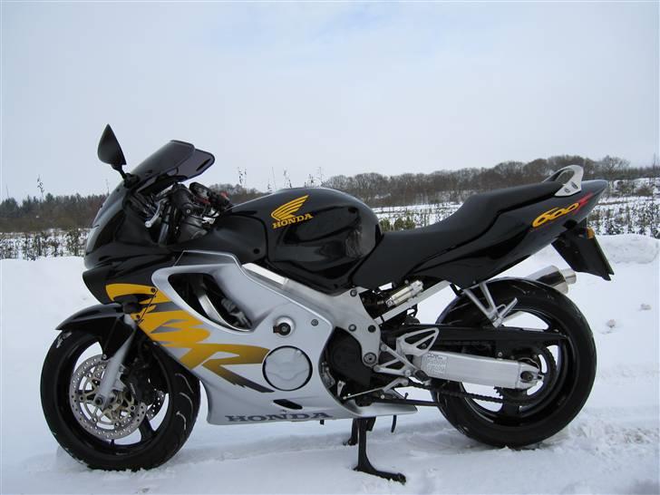 Honda CBR 600 F4 billede 1