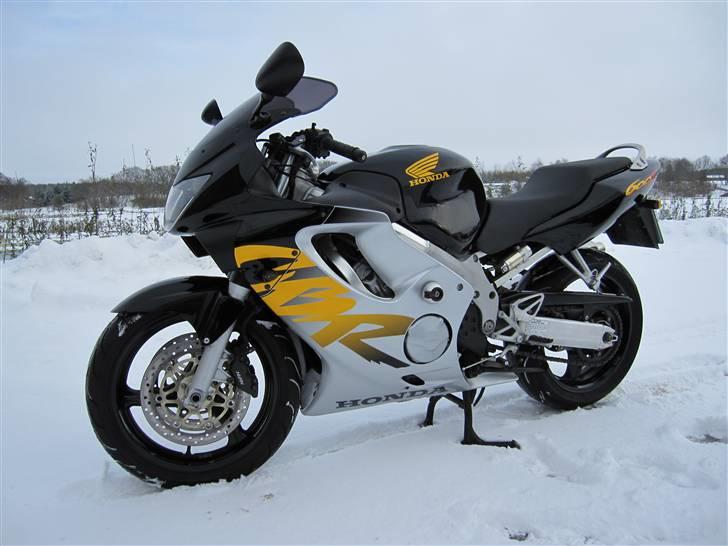 Honda CBR 600 F4 billede 2