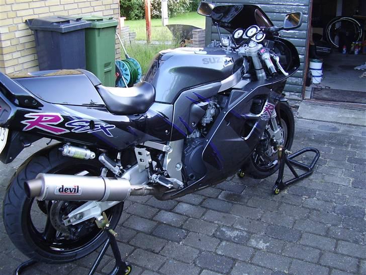 Suzuki GSX-R 1100 W - Som den så ud da den kom ud af vinterhi 1. april ´09 billede 14