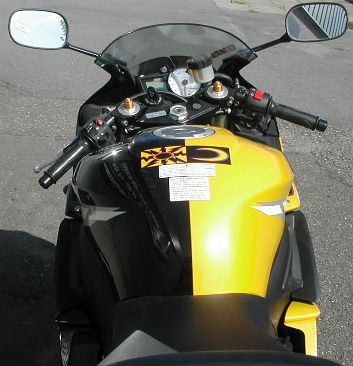 Yamaha YZF R6 46 Rossi ltd edt billede 4