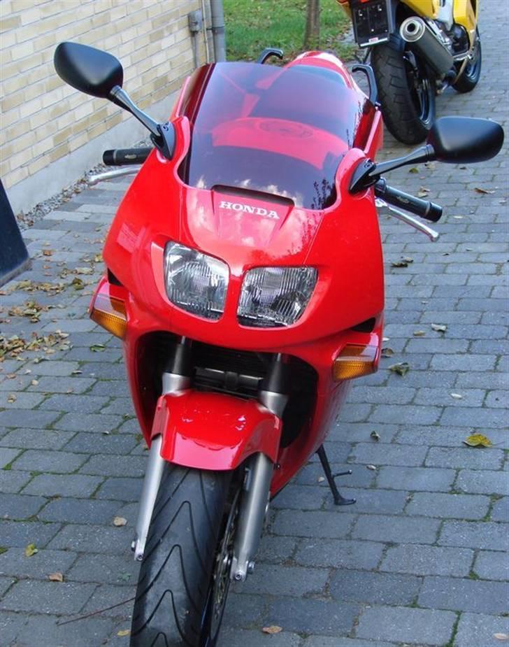 Honda VFR 750 billede 1