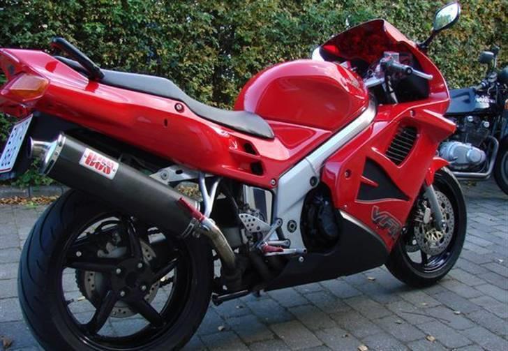 Honda VFR 750 billede 4