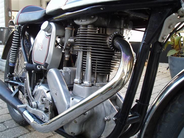 Norton Es2. billede 5