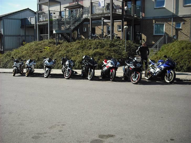 Yamaha yzf-R6 SOLGT - Min R6 helt til højre billede 6