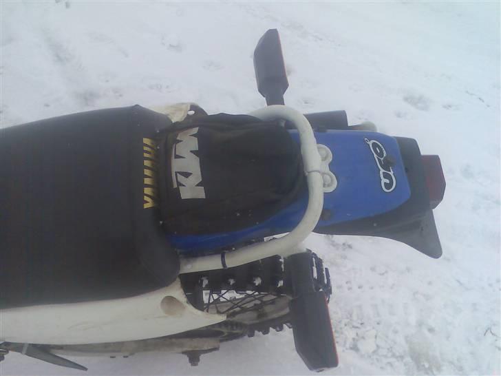 Yamaha TT 350 - Tja.. lidt falsk reklame, men nu var det lige det der lå på hylden ;) billede 5