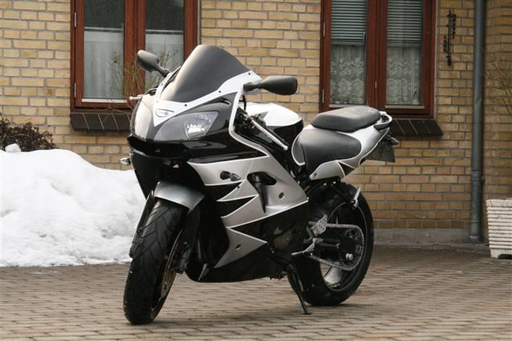 Kawasaki zx9r - SOLGT billede 1