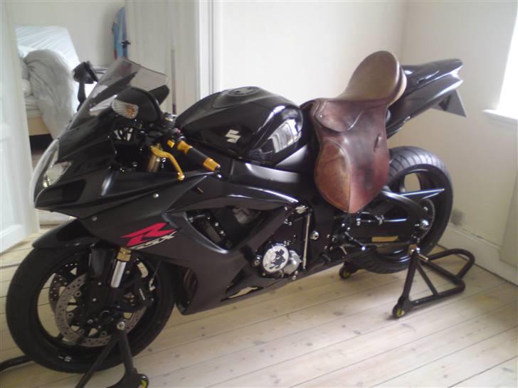 Suzuki GSXR 600 solgt billede 2