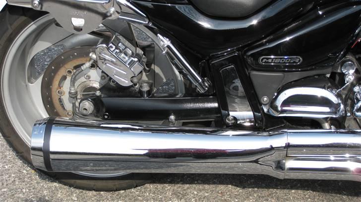 Suzuki M109R Boulevard - Hard Krome Velocity Pro Exhaust billede 3