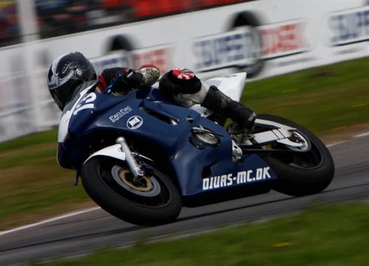 Yamaha R6 - dm 2009 billede 10