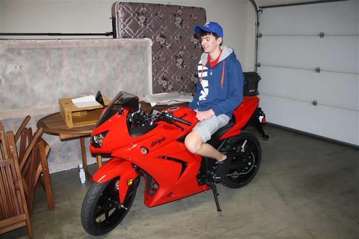 Kawasaki Ninja 250r billede 3