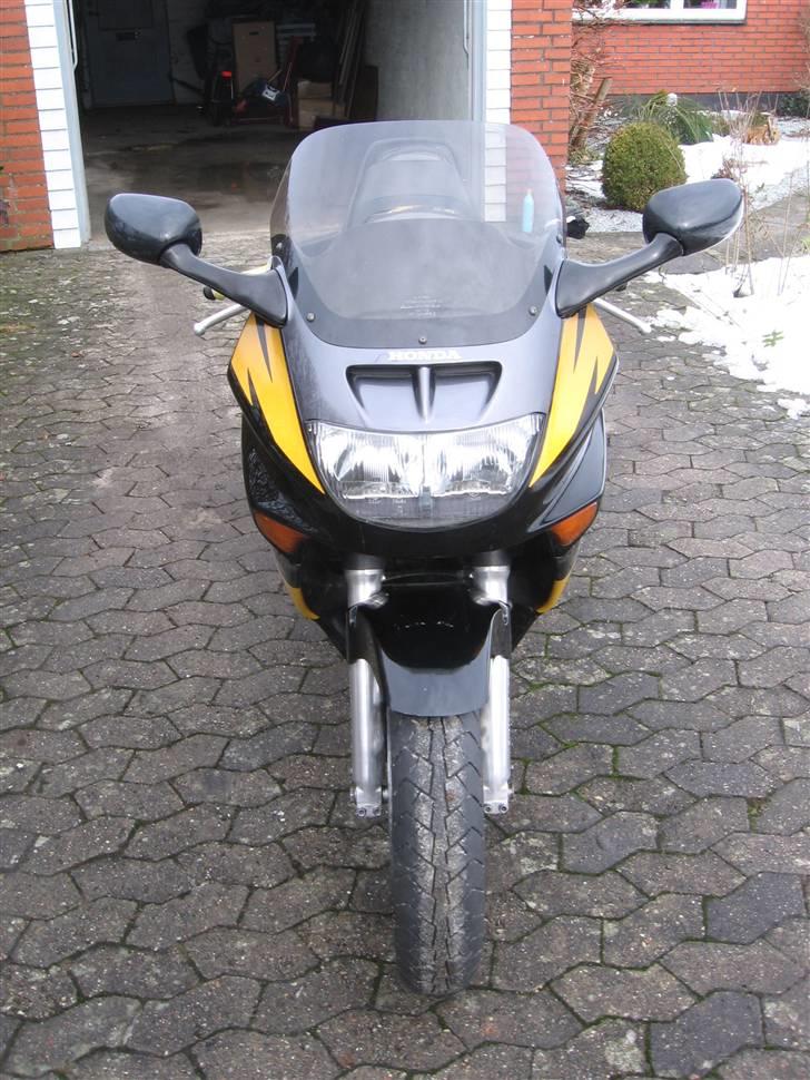 Honda Solgt - Lidt Forfra 2010 billede 17