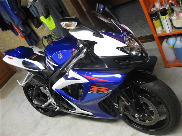 Suzuki Gsxr 750 K7 billede 1