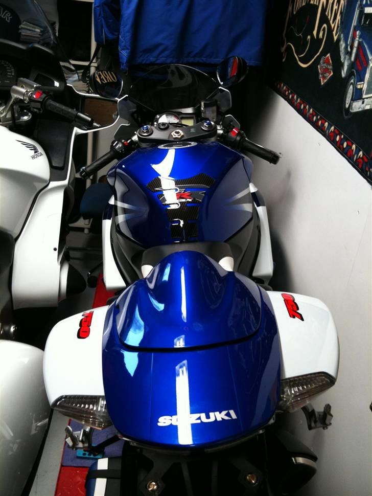 Suzuki Gsxr 750 K7 billede 5