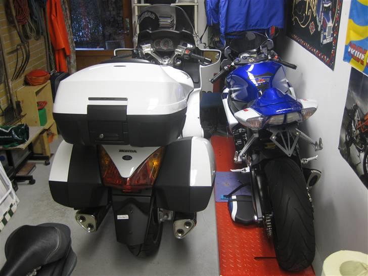 Suzuki Gsxr 750 K7 billede 14