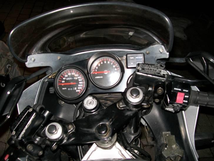 Yamaha FZ 750 Genesis - Mit cockpit billede 15