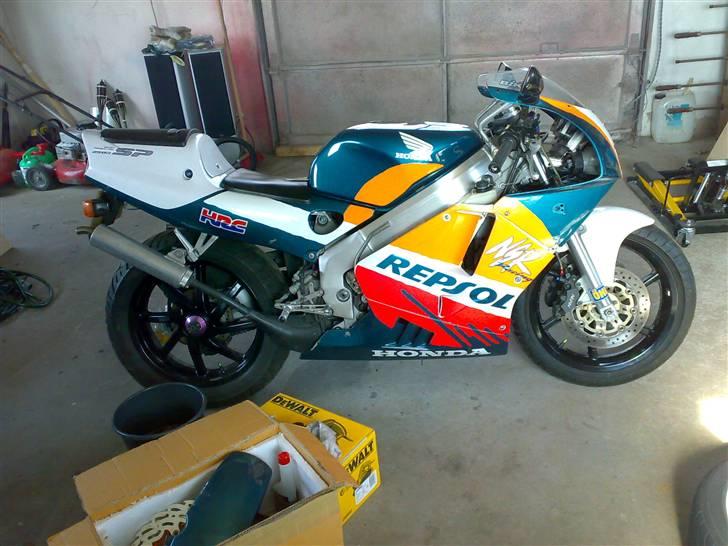 Honda Nsr mc 28 sp billede 2