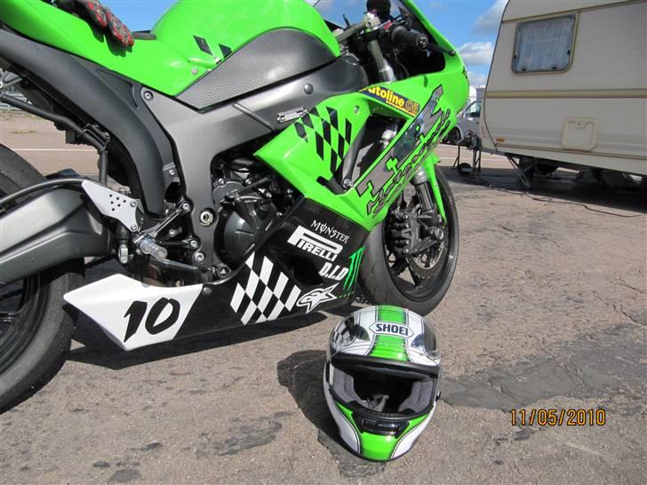 Kawasaki ZX-6R - Anderstorp 10-11 maj 2010 billede 3
