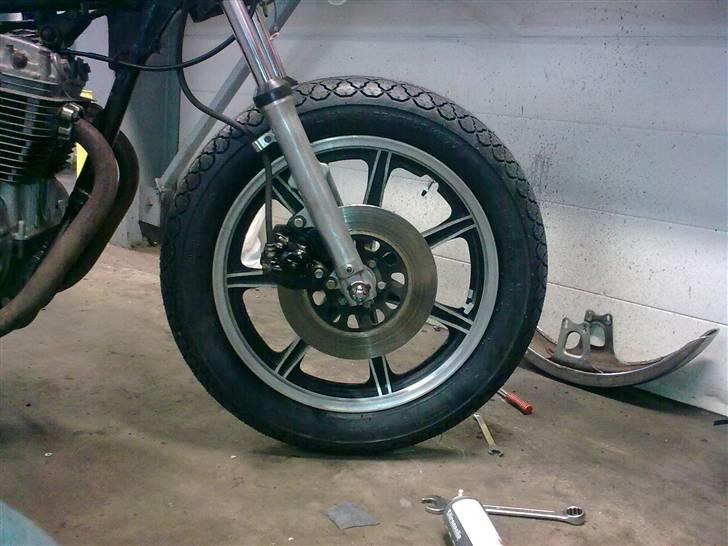 Yamaha xs 400 SOLGT - nyt gummi billede 7