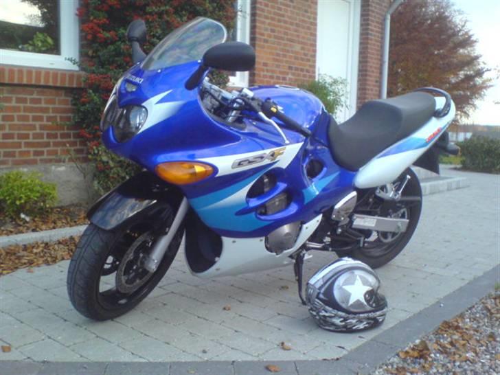 Suzuki GSXF 600 billede 9