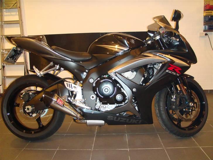 Suzuki GSXR 750 K7 GIXXER billede 8