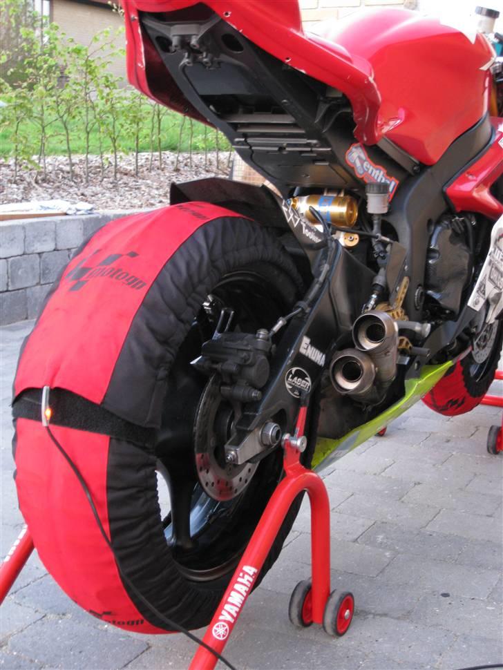 Yamaha R6 #64 billede 3