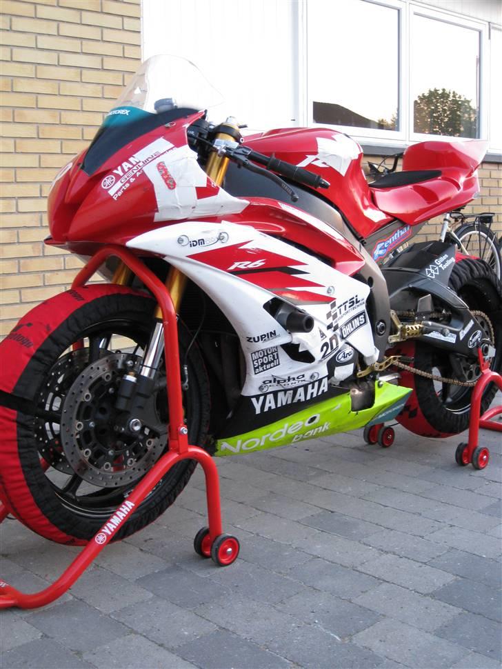 Yamaha R6 #64 billede 4