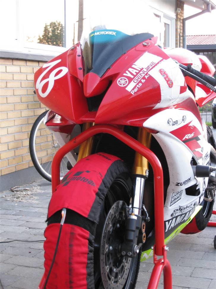 Yamaha R6 #64 billede 9