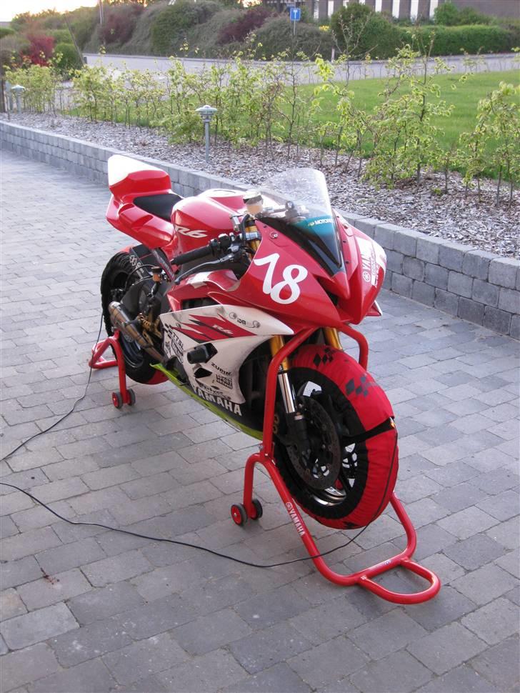 Yamaha R6 #64 billede 10