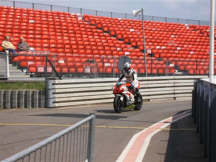 Yamaha R6 #64 - Padborg Park 28 Maj 2010 billede 13