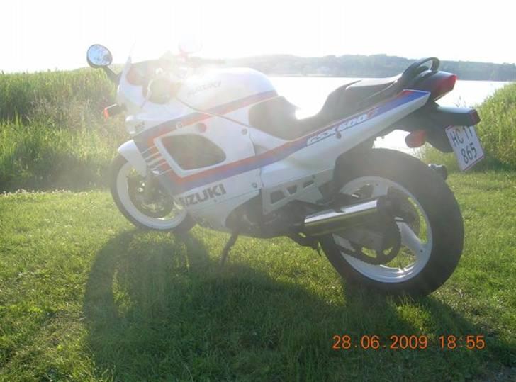 Suzuki GSX 600 F billede 2