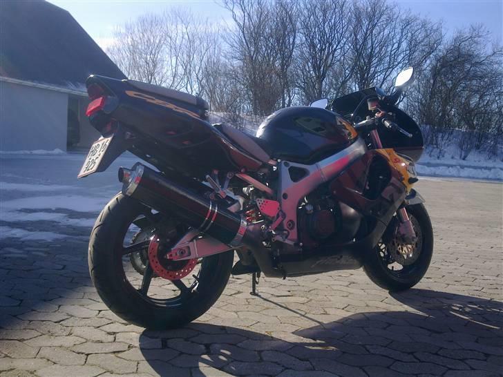 Honda CBR 900 Fireblade SC33 billede 9
