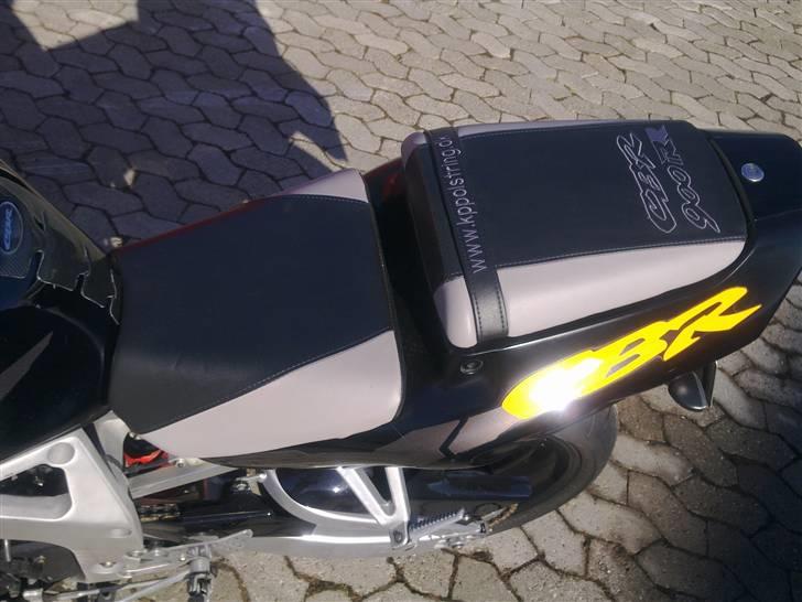 Honda CBR 900 Fireblade SC33 billede 12
