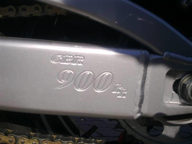 Honda CBR 900 Fireblade SC33 billede 13