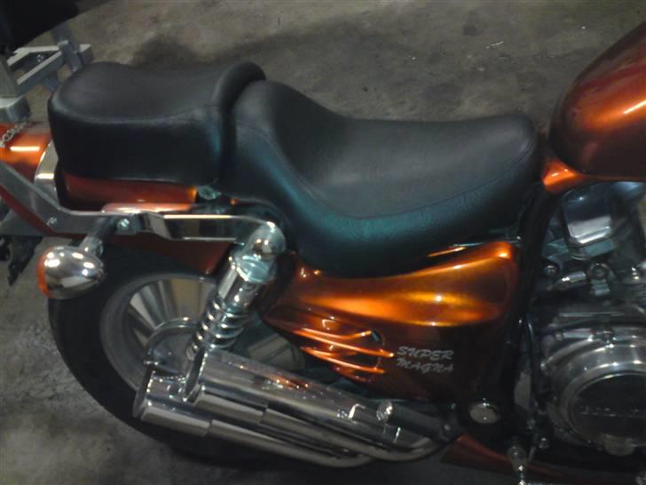 Honda Super Magna billede 7