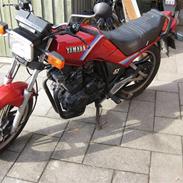 Yamaha XS 400 SECA