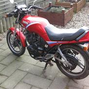 Yamaha XS 400 SECA